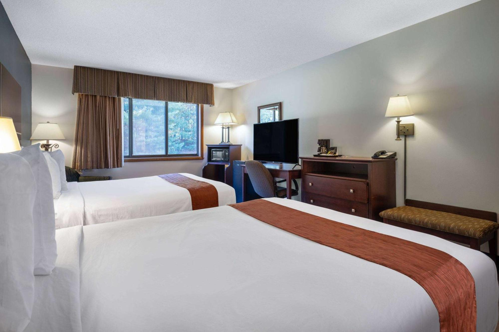 Travelodge By Wyndham Merrill Ngoại thất bức ảnh
