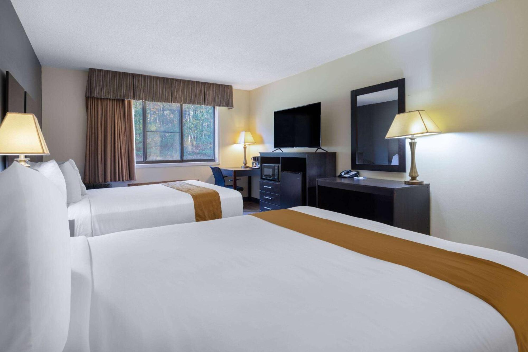 Travelodge By Wyndham Merrill Ngoại thất bức ảnh